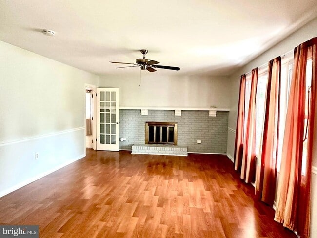 Building Photo - 3535 Duke St