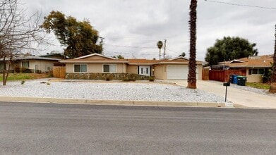 Building Photo - Coming Soon! Awesome 4/2 Single Story home in the heart of Loma Linda for Lease!