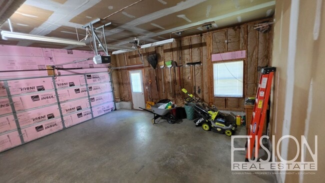 Building Photo - Elegant Four Bedroom Home in Dorset Farms!