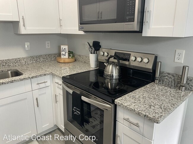 Building Photo - 2 br, 1 bath House - 3512 Clover Meadows D...