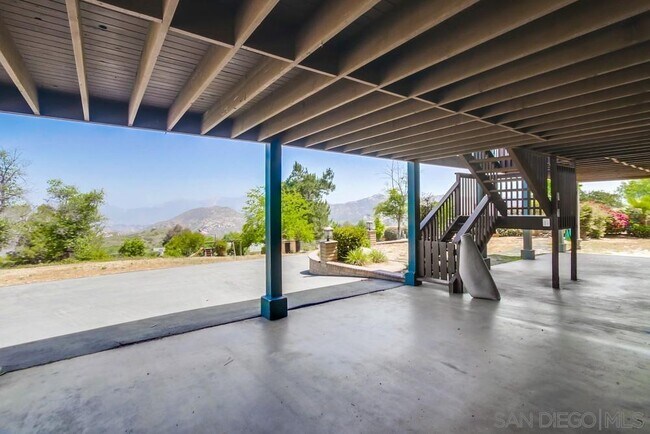 Building Photo - 145 La Cresta Heights Rd