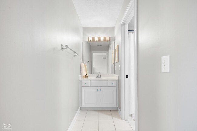 Building Photo - 12096 Sail Pl Dr