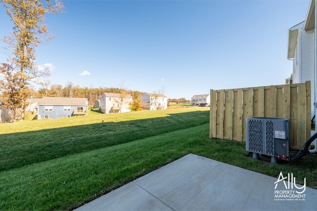 Building Photo - 44 Sophie Kathryn Dr