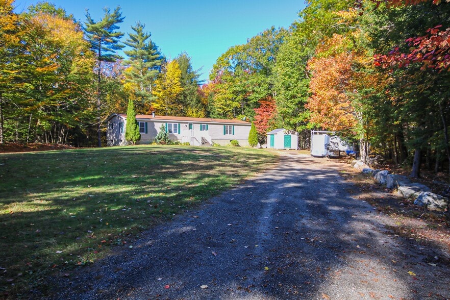 Primary Photo - 65 Harmons Hill Rd