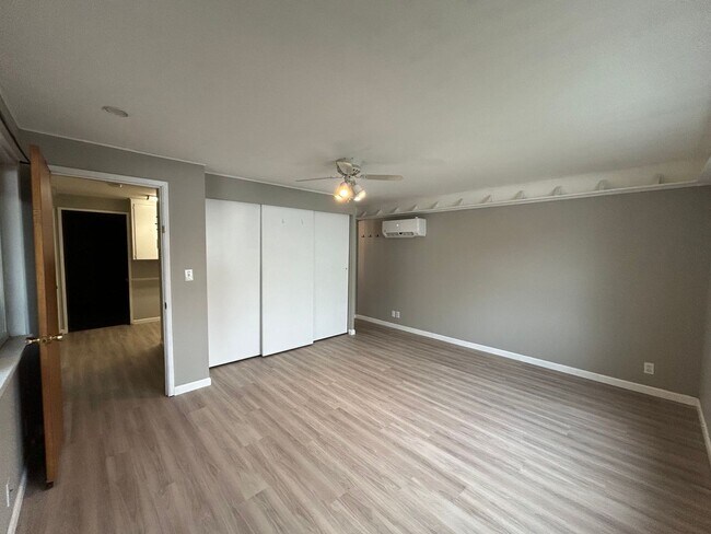 Building Photo - Spacious Single-Story Home on Corner Lot