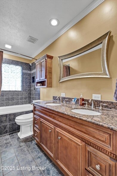 Building Photo - 7405 Ridan Way