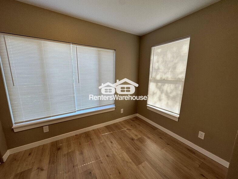 Building Photo - 616 S G St