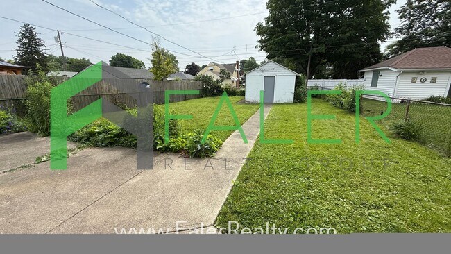 Building Photo - Charming and Ready to call home!