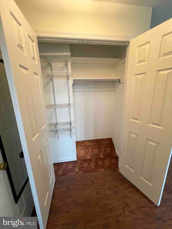 Building Photo - 6247 Spring Knoll Dr