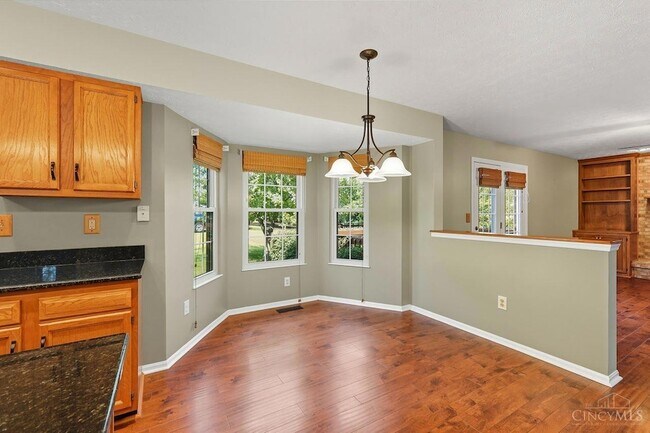 Building Photo - 6671 Foxfield Dr