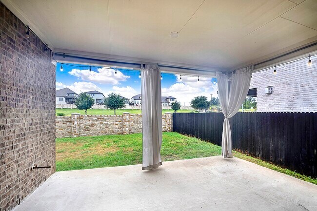 Building Photo - 13222 Blue Flame Dr