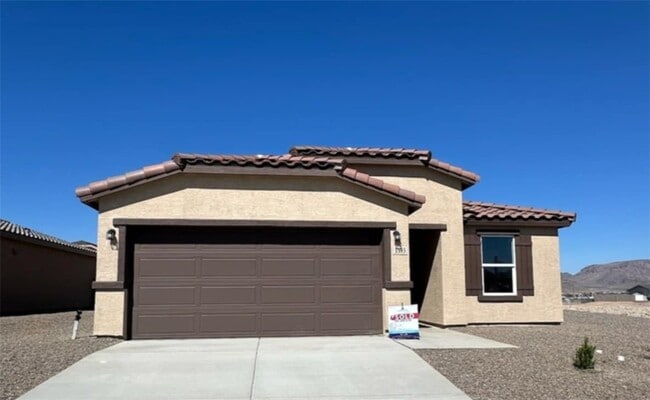 Building Photo - 3393 N Yavapai St