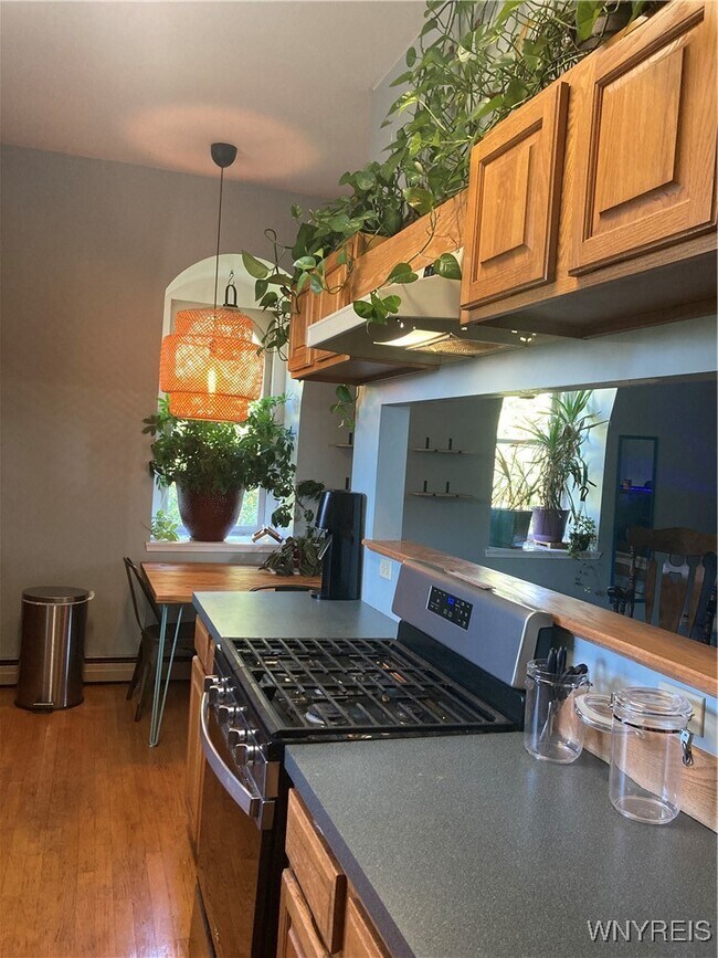 Building Photo - 68 Prospect Ave