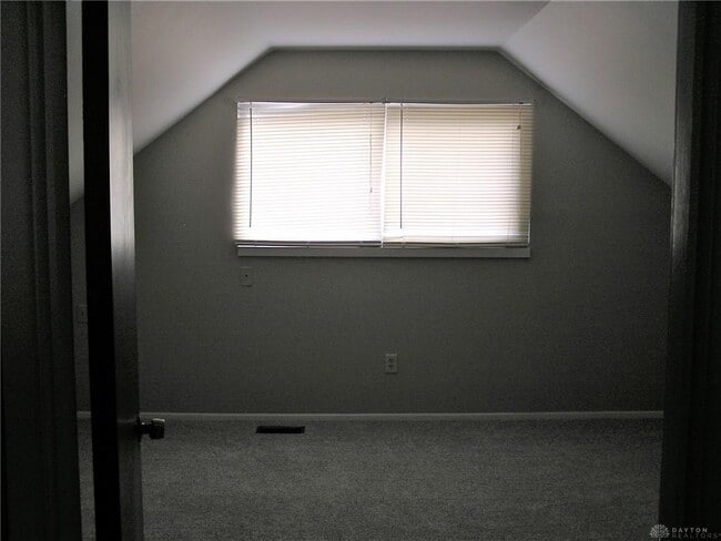 Building Photo - 126 McCraw Dr