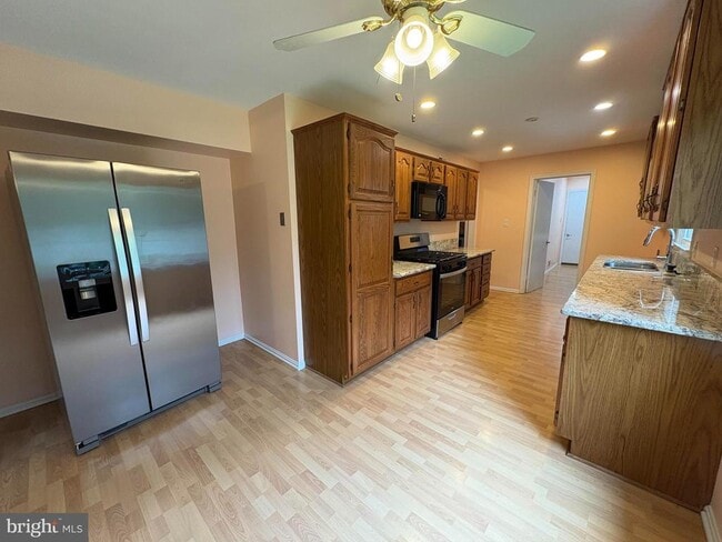 Building Photo - 5301 New Church Ct