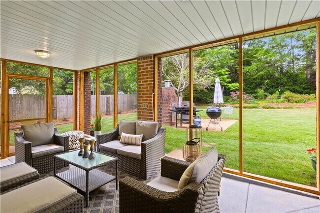 Building Photo - Charming Northside Opelika Home w/ Basement