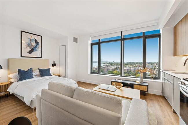 Building Photo - 207 Bay 31st St