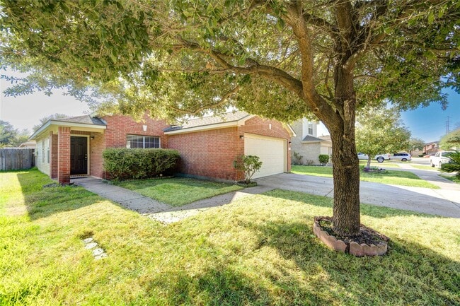 Building Photo - 15507 Western Skies Dr