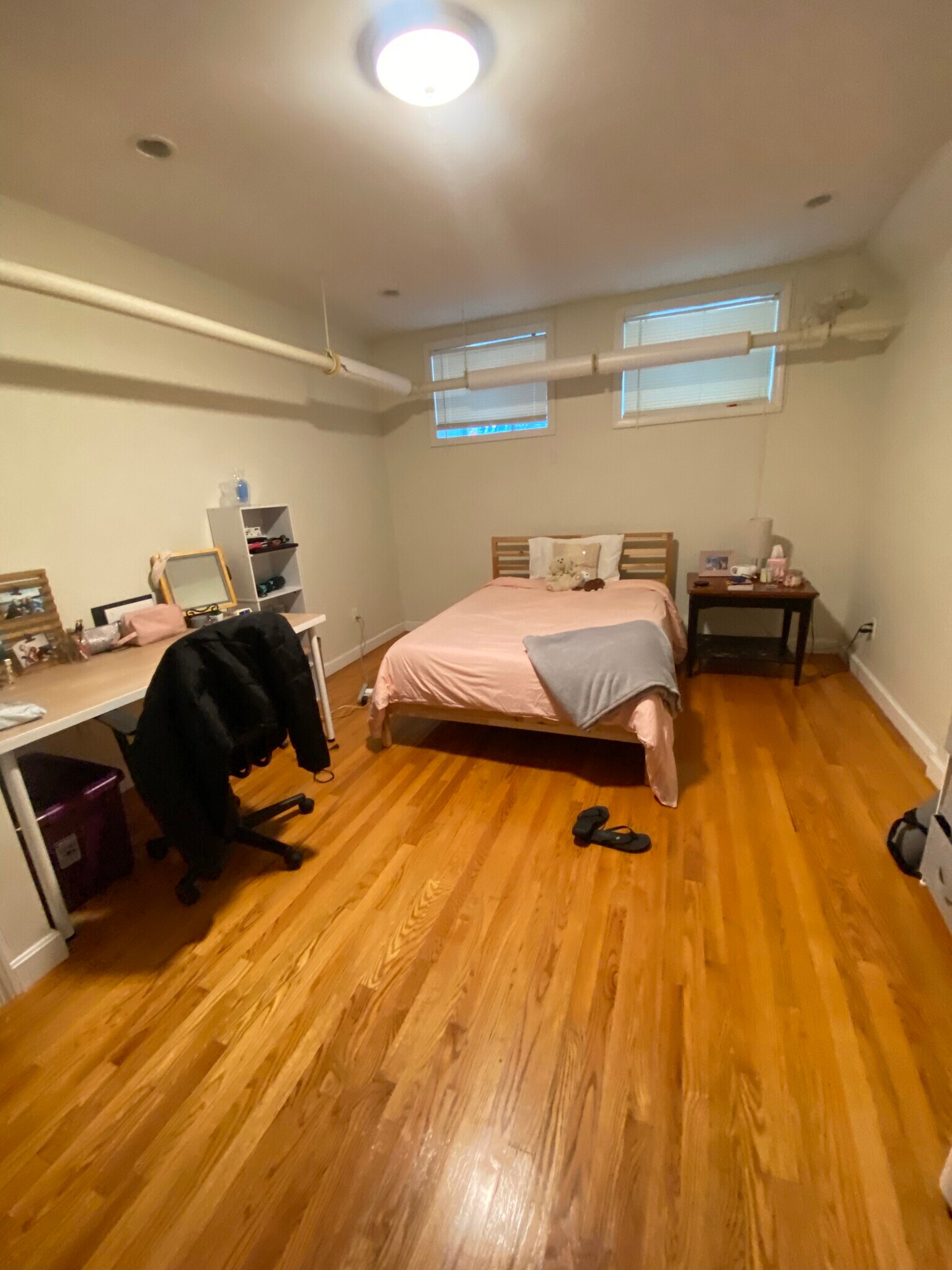 Building Photo - 18 Euston St