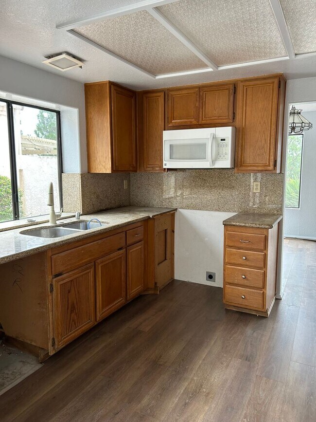 Building Photo - Coming Soon - Bernardo Heights, Gated Fair...