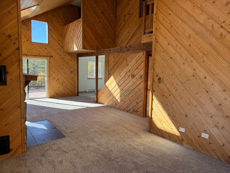 Great Room - 11 Sun Way