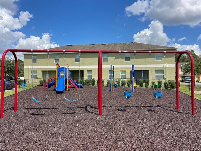 Building Photo - 20438 Needletree Dr