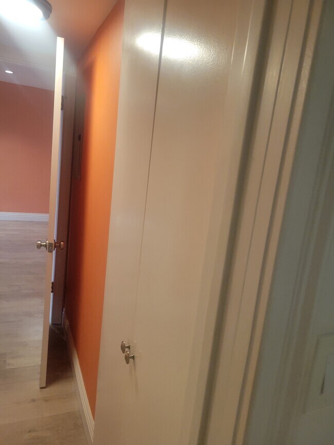 Building Photo - 5235 Corteen Pl