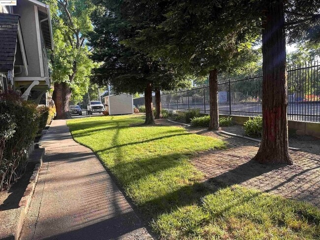 Primary Photo - 399 W Angela St