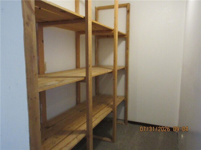 Building Photo - 3574 N Wells St