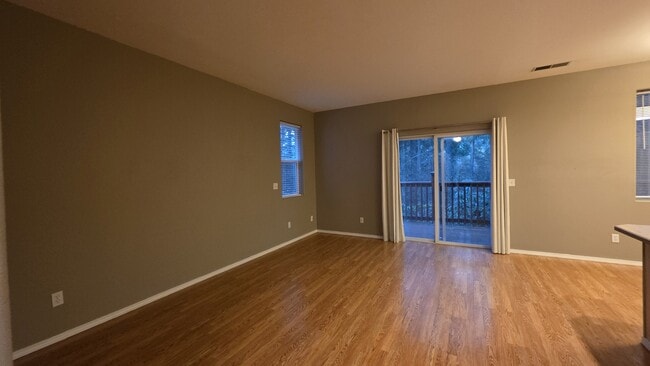 Building Photo - 15600 SW Talus Way