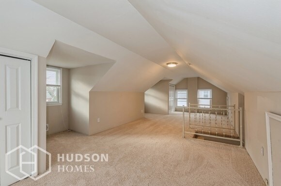Building Photo - 304 W Van Buren Ave