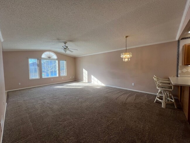 Building Photo - Beautiful 2-bedroom, 2-bathroom Townhome!