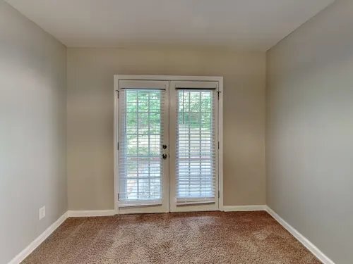 Building Photo - 2815 Rainbow Forest Dr