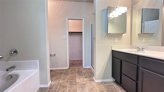 Building Photo - 2129 Brenham Dr