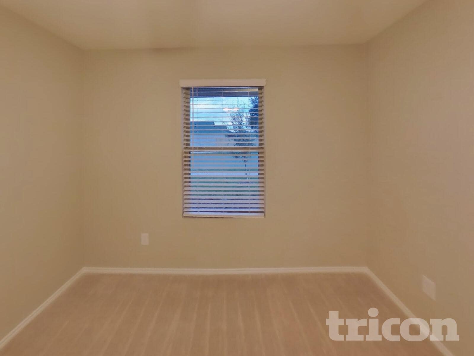 Building Photo - 1392 Wavelet Dr