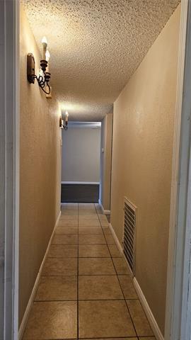 Building Photo - 1217 Blanco Ln