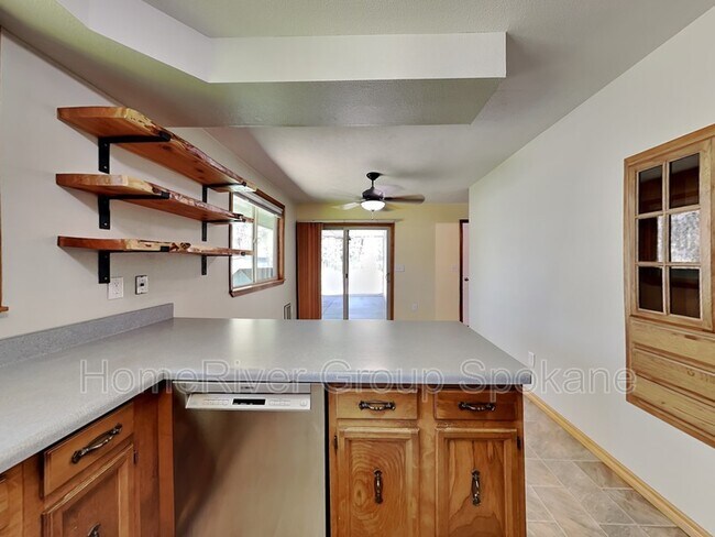 Building Photo - 13625 N Regal Ct