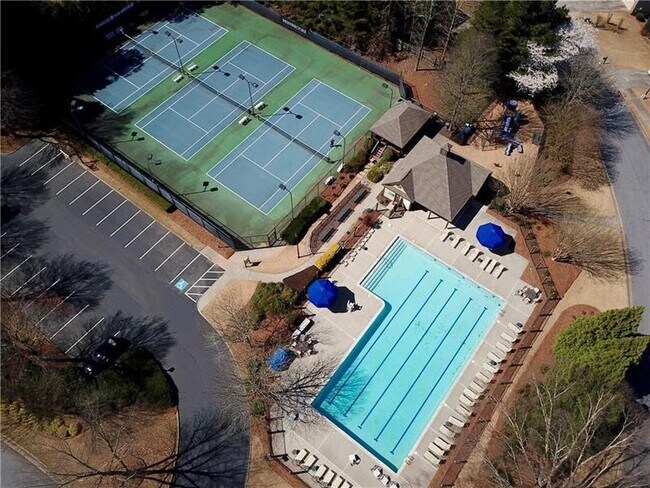 Building Photo - 460 Summer Breeze Ct.