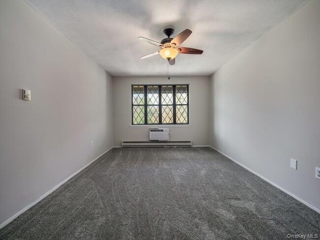 Building Photo - 391 Sierra Vista Ln