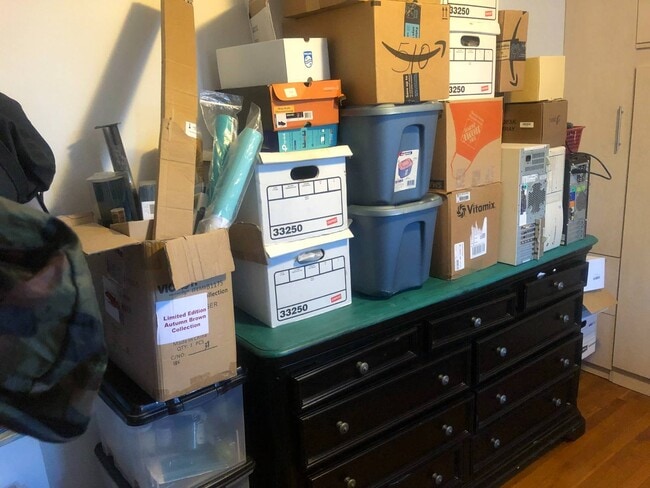 Building Photo - 124 Parrott Pl