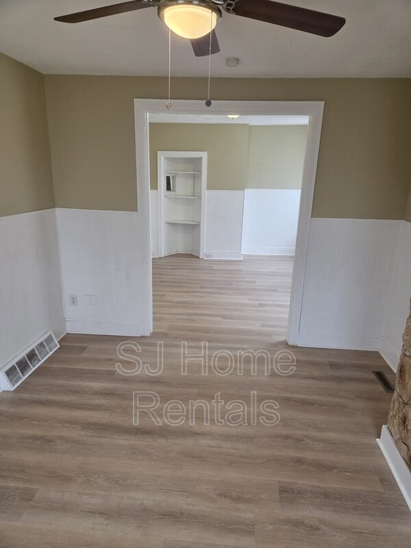 Building Photo - 649 Bordentown Rd