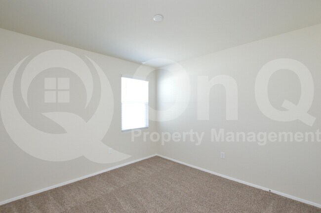 Building Photo - 4632 W Ginger Ave