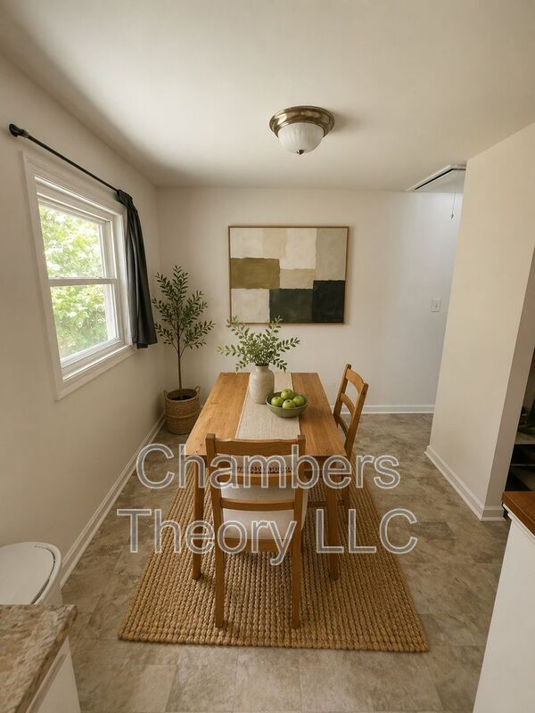 Building Photo - 6514 Berkshire Dr