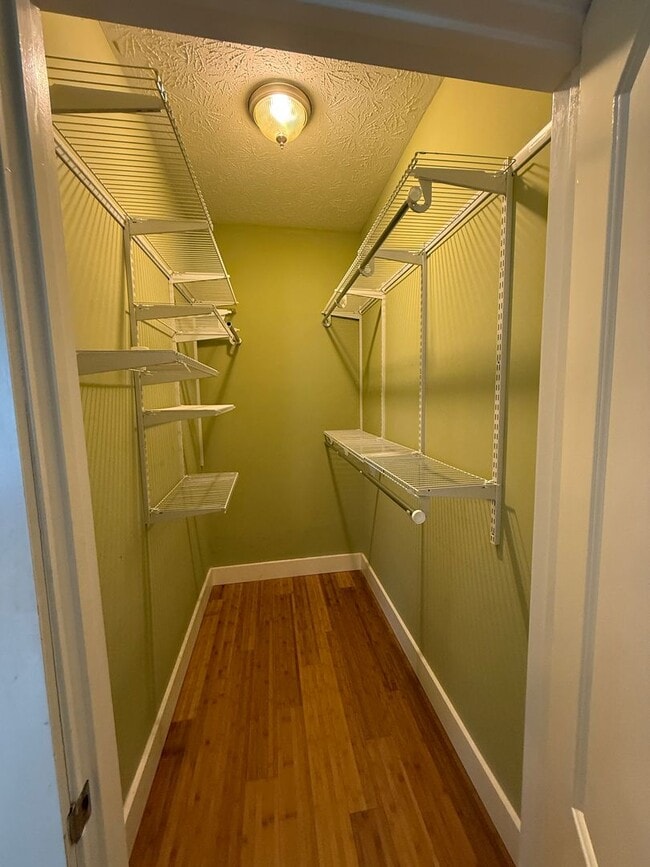 Building Photo - 3-BED 2-BATH IN SHELBY PARK W/ 3-CAR GARAGE