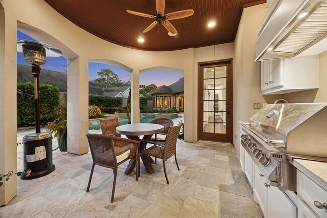 Building Photo - 170 Plantation Rd