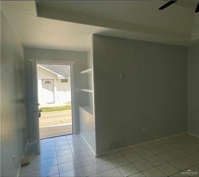 Building Photo - 2302 Kimberly Ln