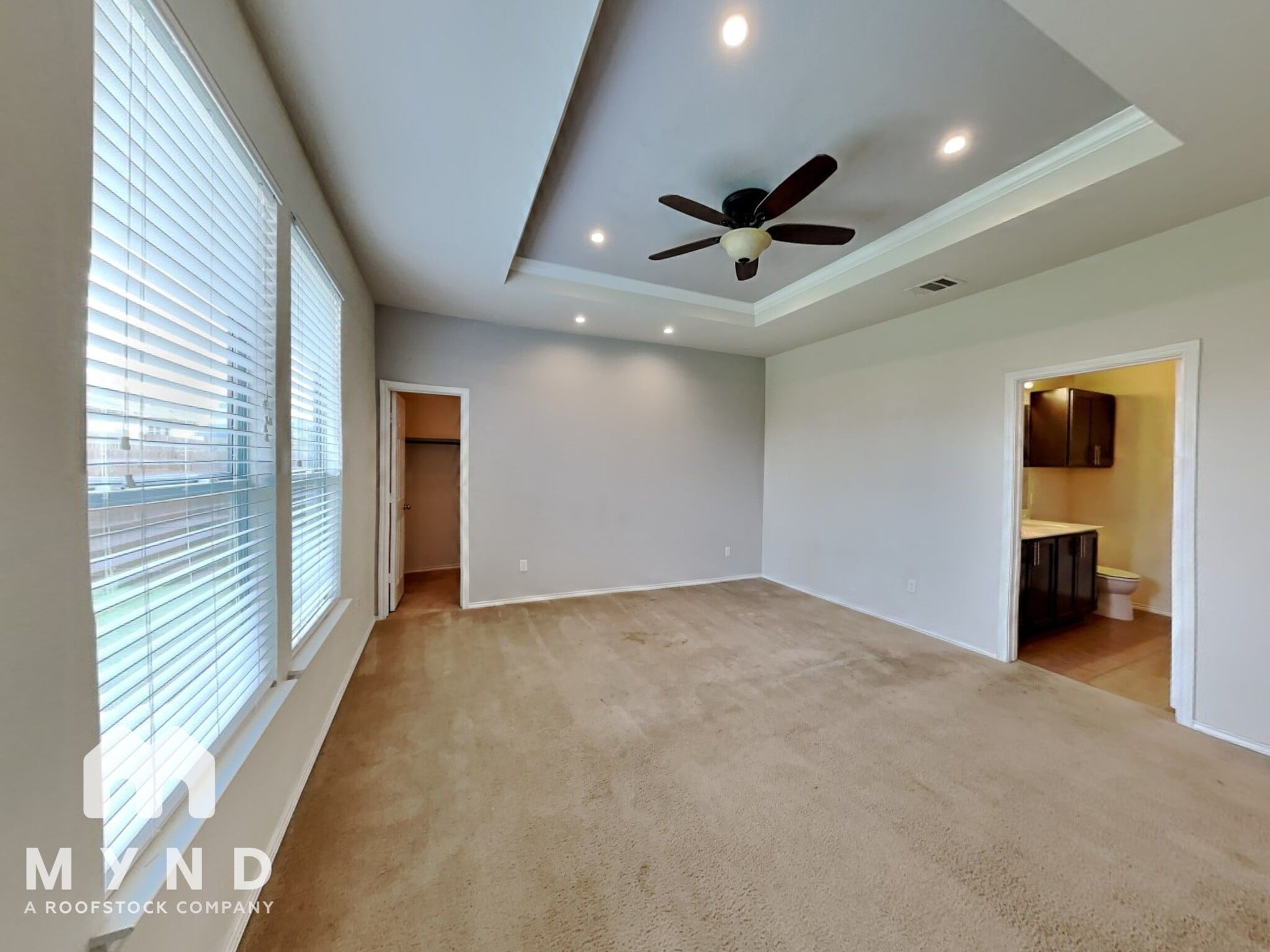 Building Photo - 300 Golden Butterfly Dr