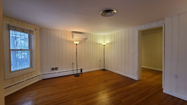Building Photo - 170 Belmont Ave