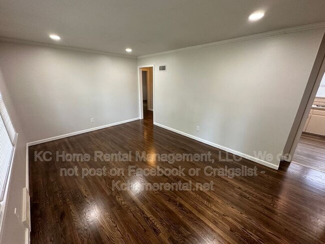 Building Photo - 8214 Jarboe St