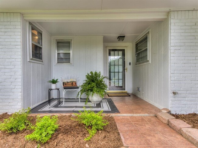 Building Photo - 2140 SE 44th St